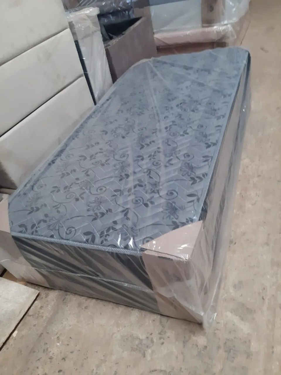 Colchobox, acoplado, box, cama com colchão junto de solteiro D28 - Foto 3