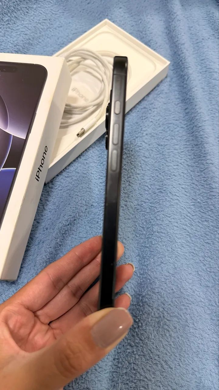 iPhone 16 pro Max  - Foto 2
