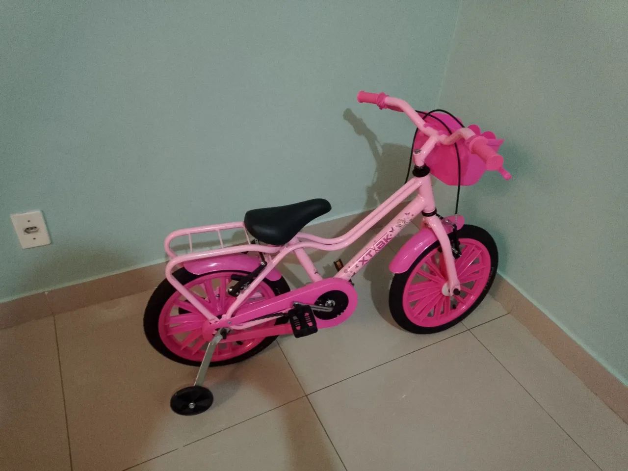 Bicicleta infantil rosa - Foto 5