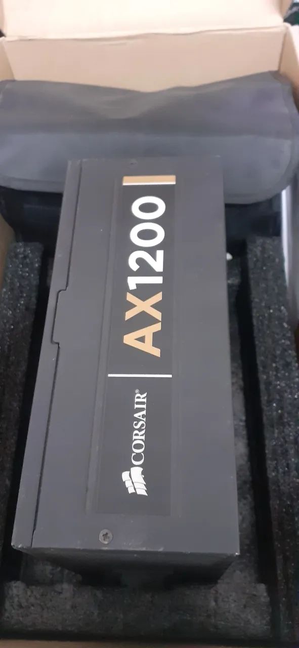 Fonte Corsair 1200 AX modular com Caixa para Computador