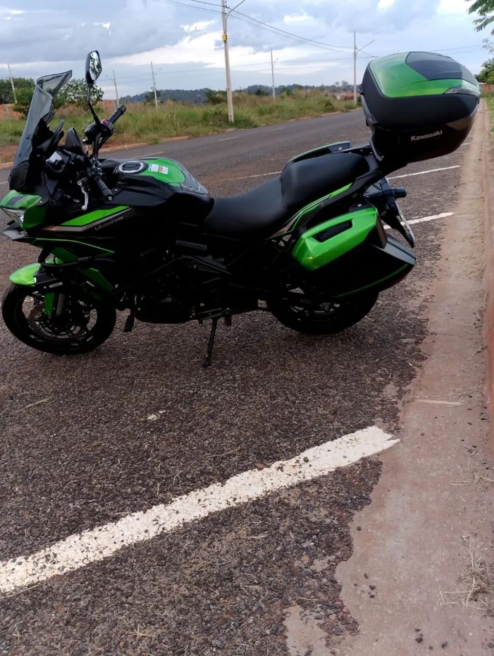 Vendo Kawazaki versys 650 TR - Foto 4