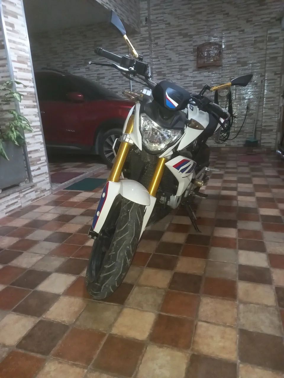 G 310 R - Foto 4
