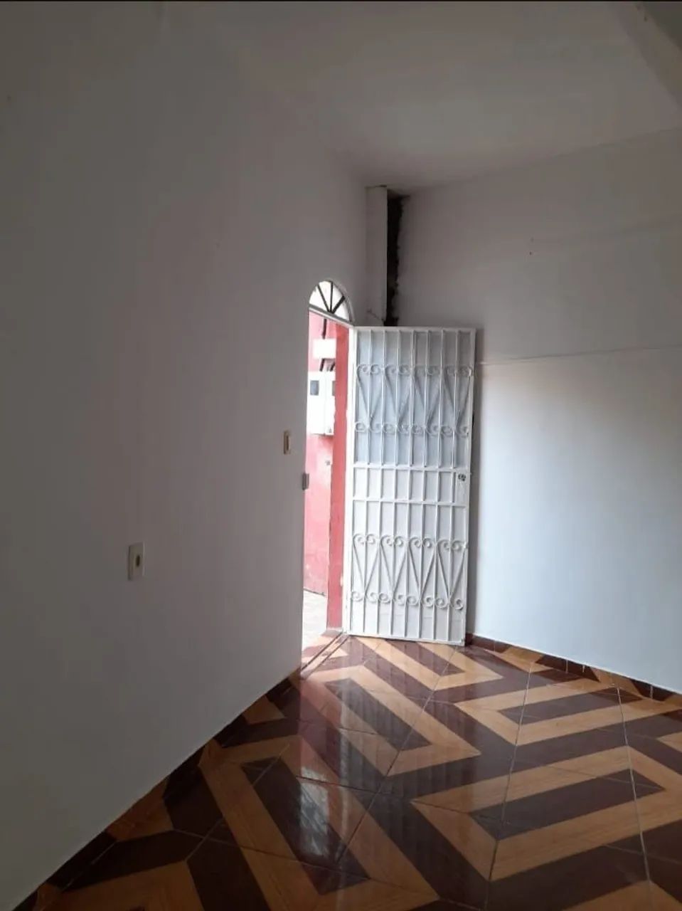 Vende -se  casa com 2 andares independentes. - Foto 2