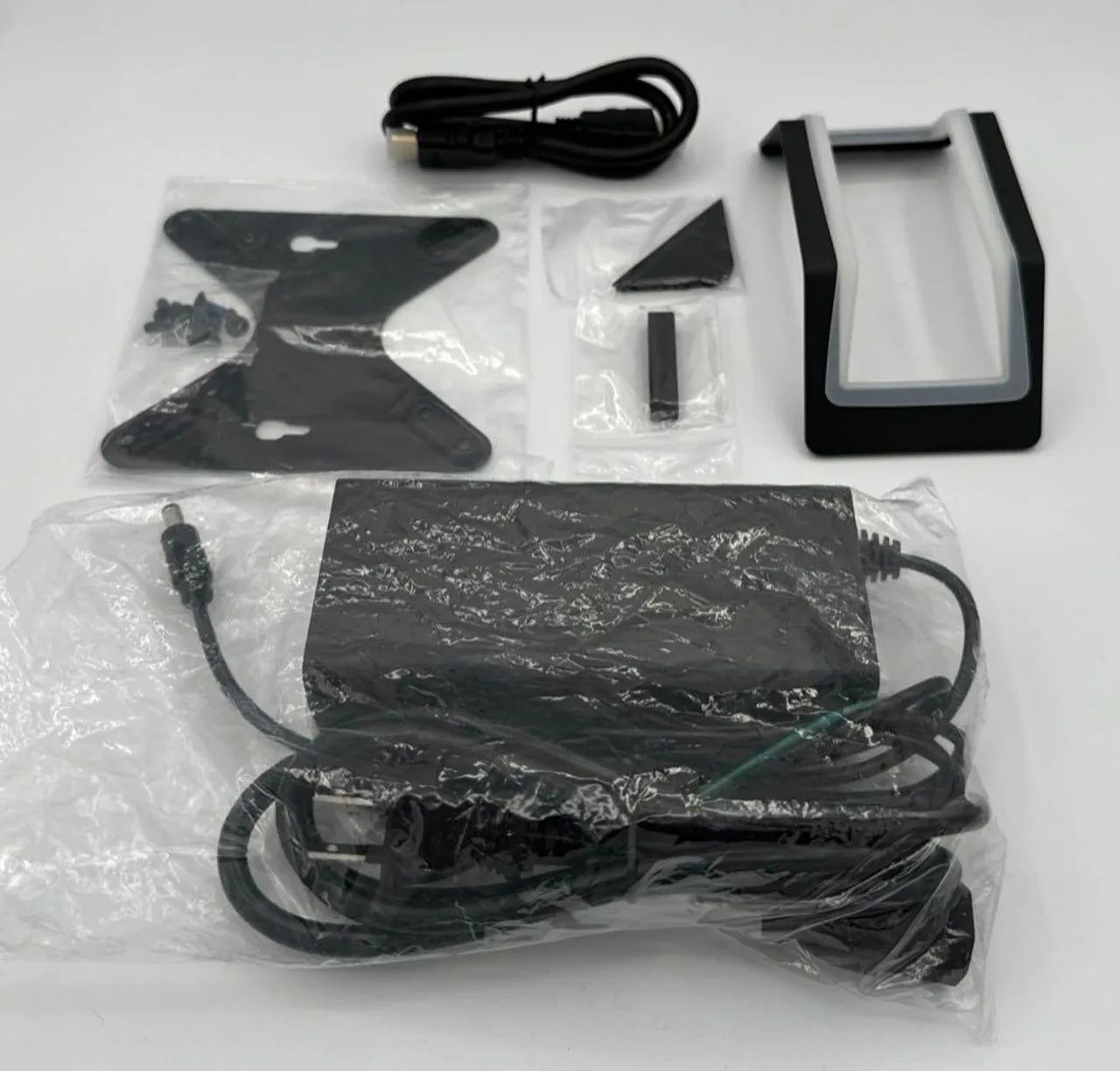 Mini PC Minisforum UM773 Lite  - Foto 3