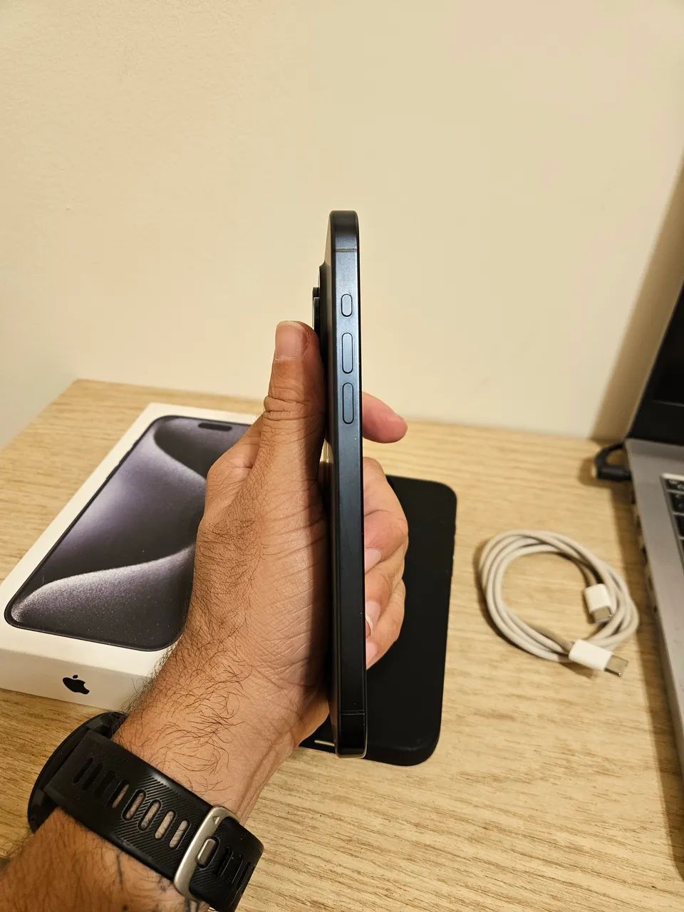iPhone 15 Pro Max