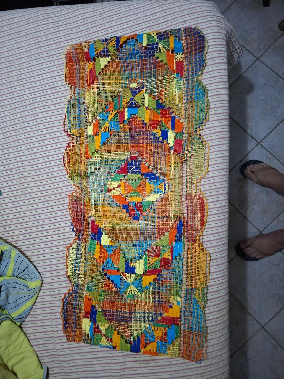 Caminho de mesa artesanal  - Foto 4