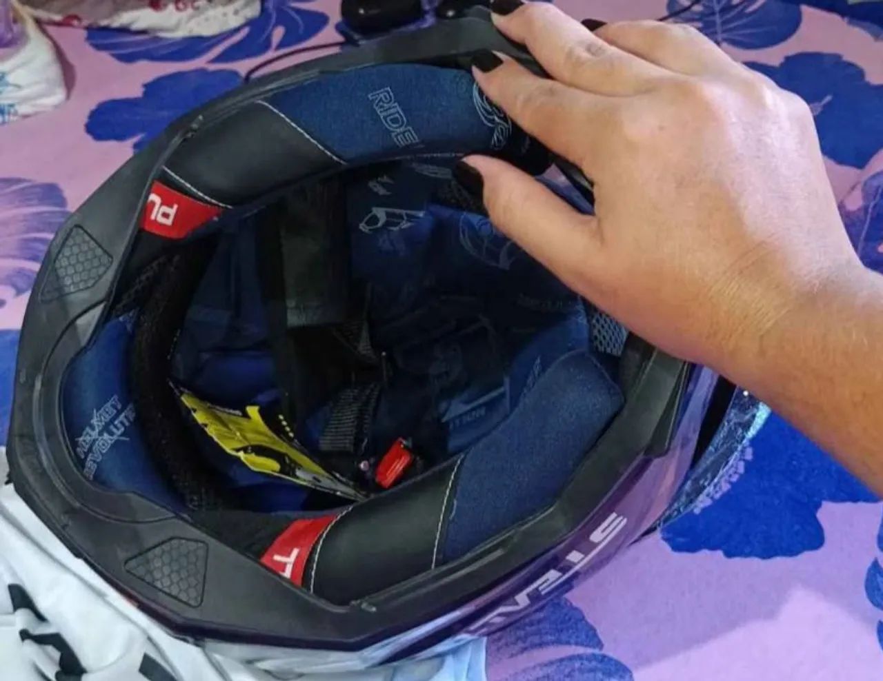 Capacete nunca usado - Foto 3