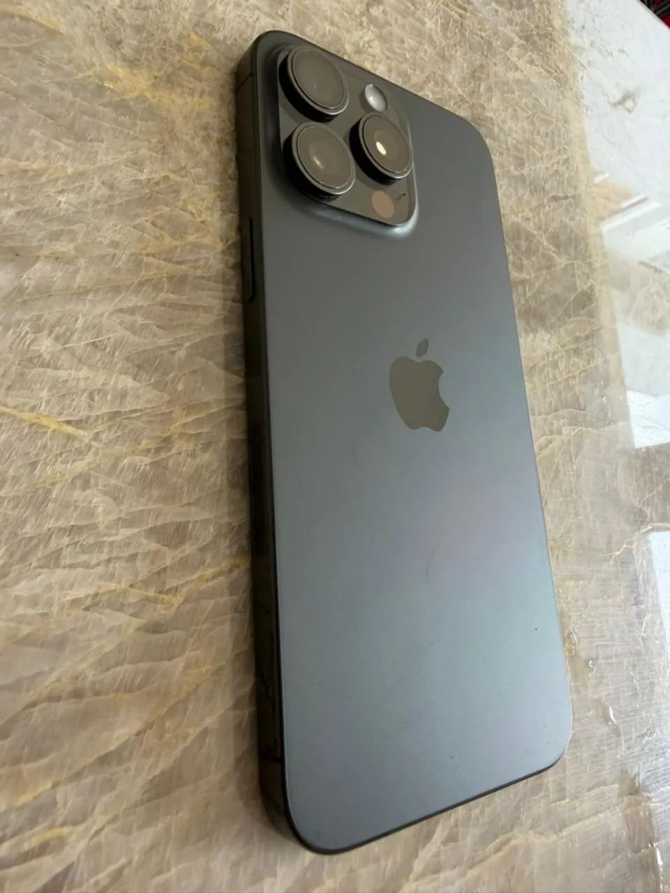iPhone 15 Pro Max de 512 - Foto 3