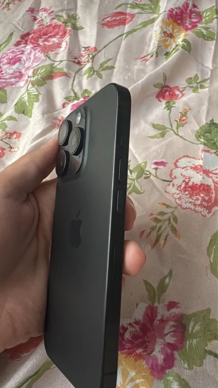 iPhone 15 pro  - Foto 3