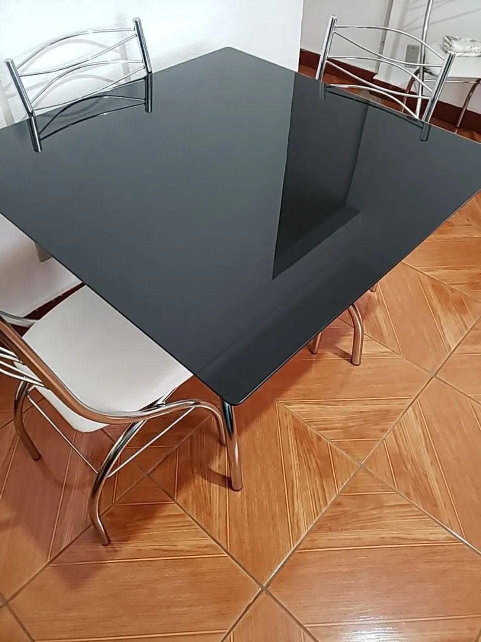 Mesa com duas cadeiras  - Foto 3