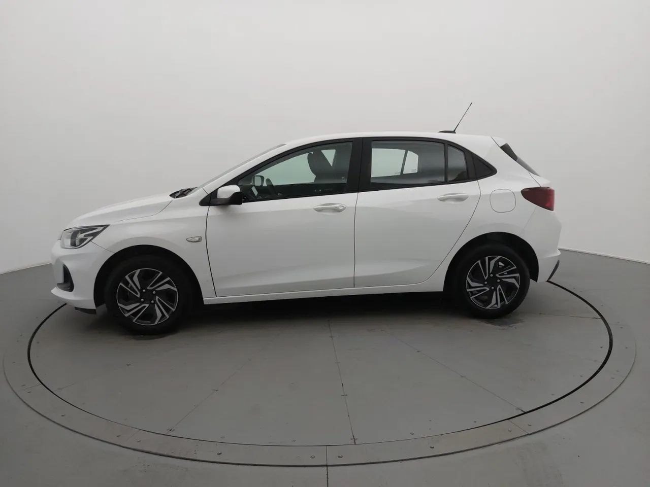 Chevrolet Onix Hatch LT 1.0 12V TB Flex Mec. 4P, foto 2 de 17
