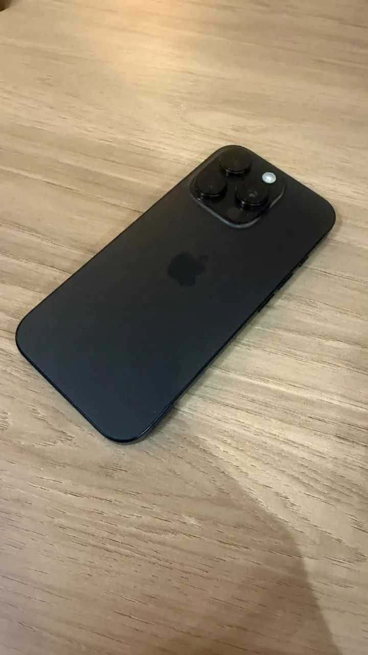 Iphone 16 pro 256 Gb  - Foto 2