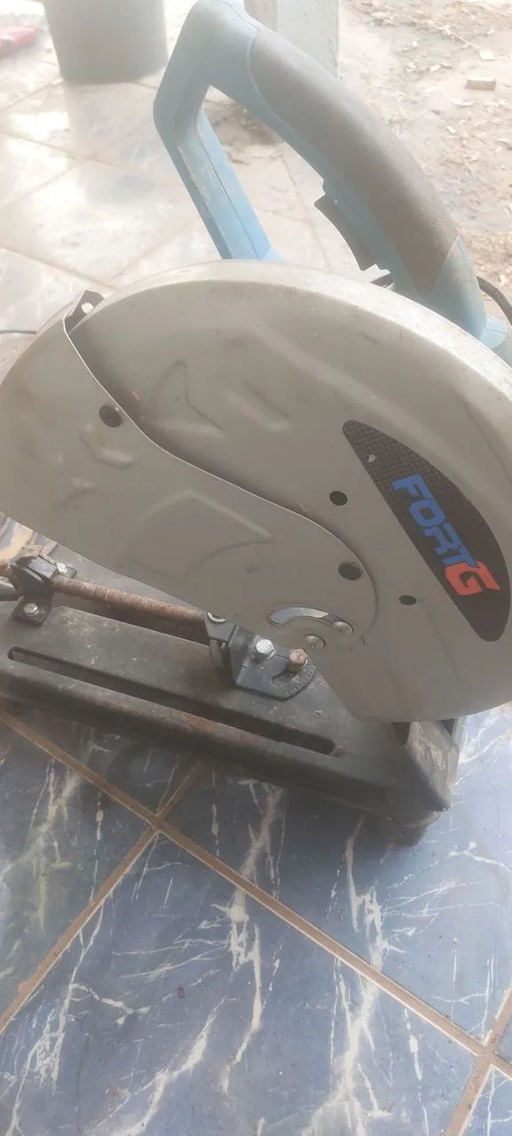 Policorte 14" 110volts