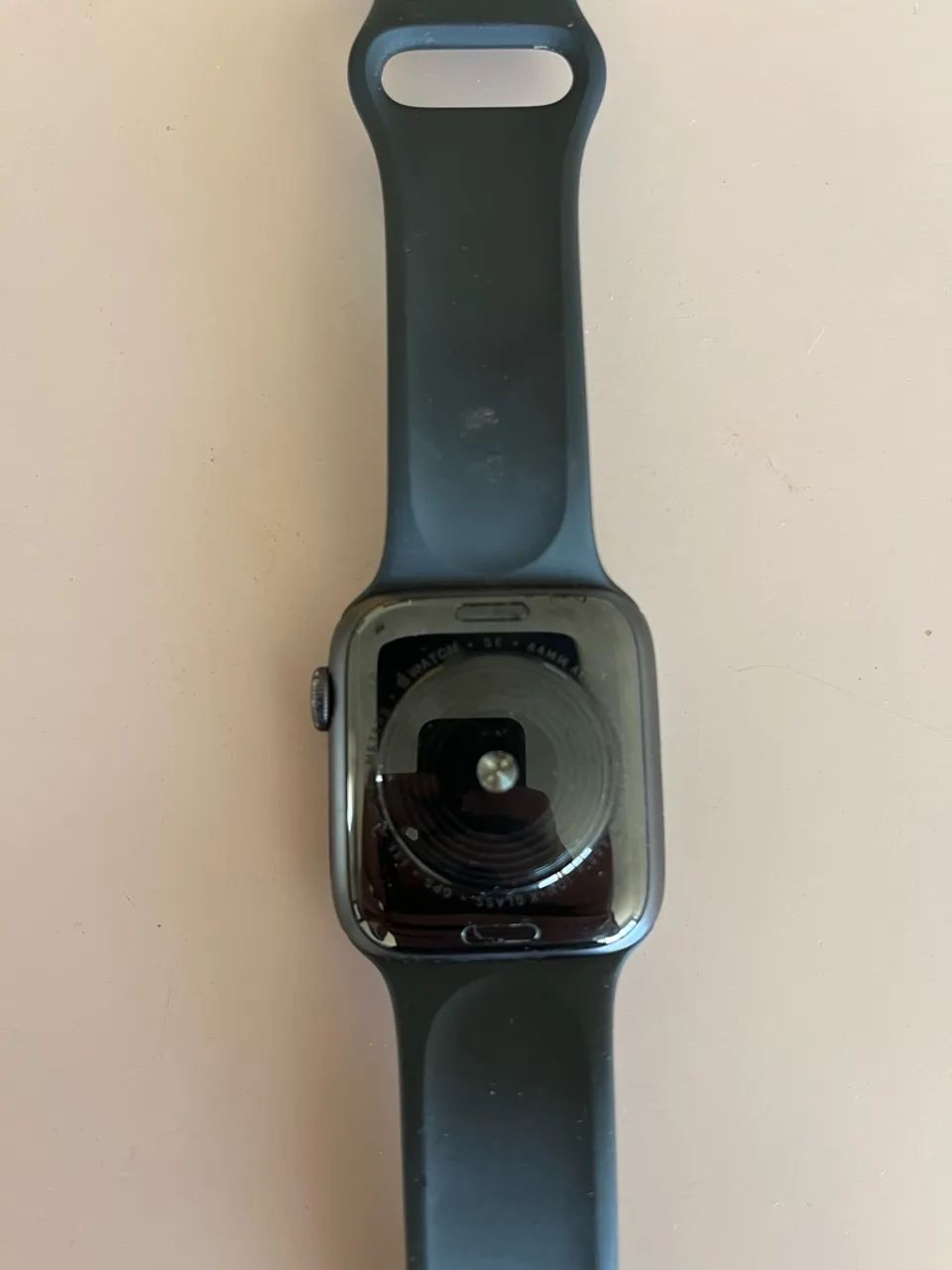 Apple Watch SE 2Gen 44mm (com caixa, carregador e pulseiras extra) - Foto 3