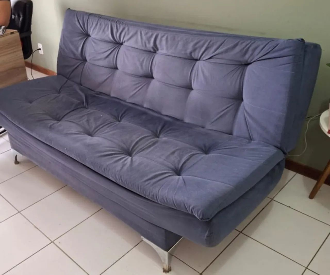 280,00. Sofá cama reclinável de tecido azul. Usado!  - Foto 2