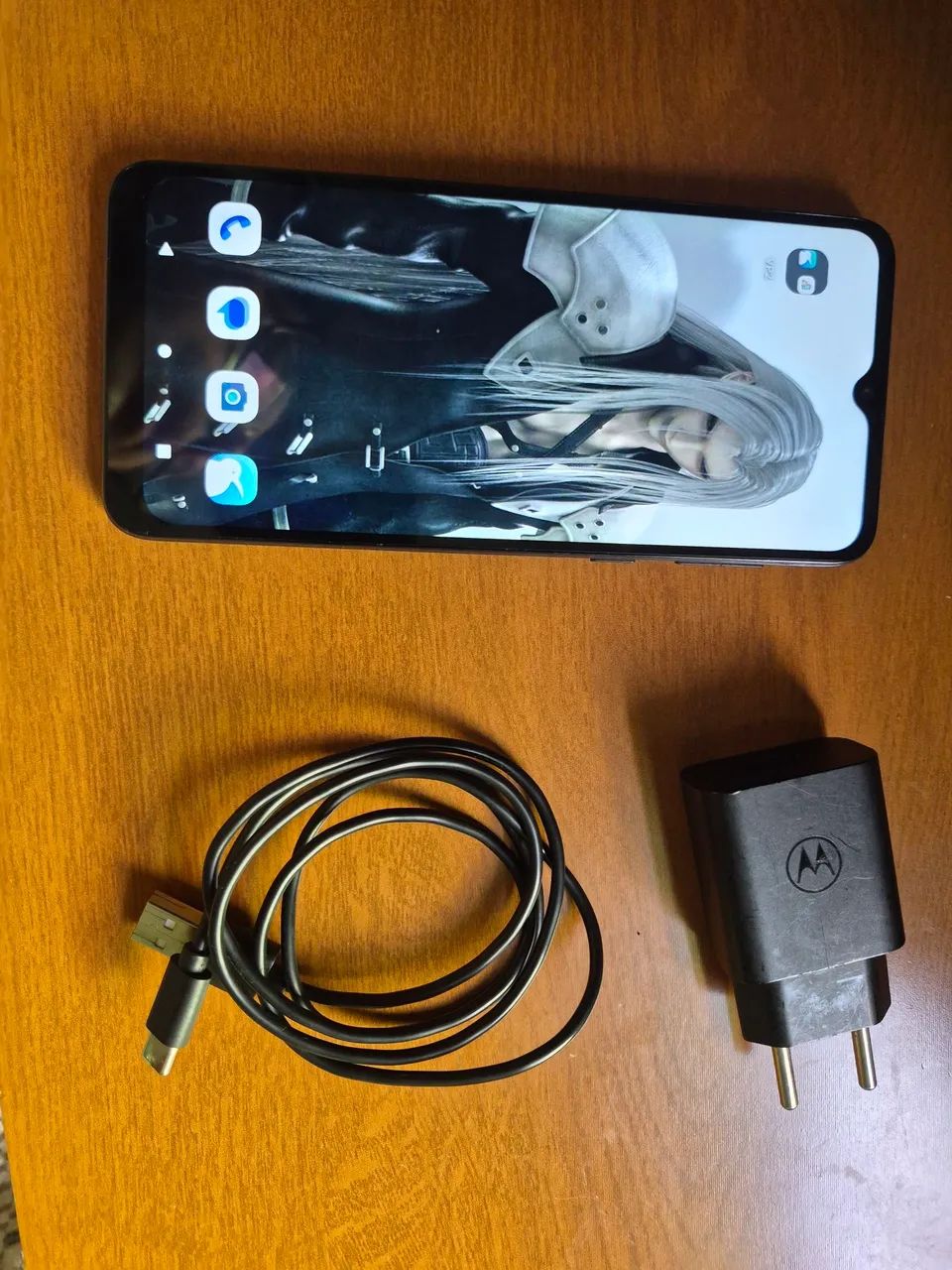 Motorola E13
