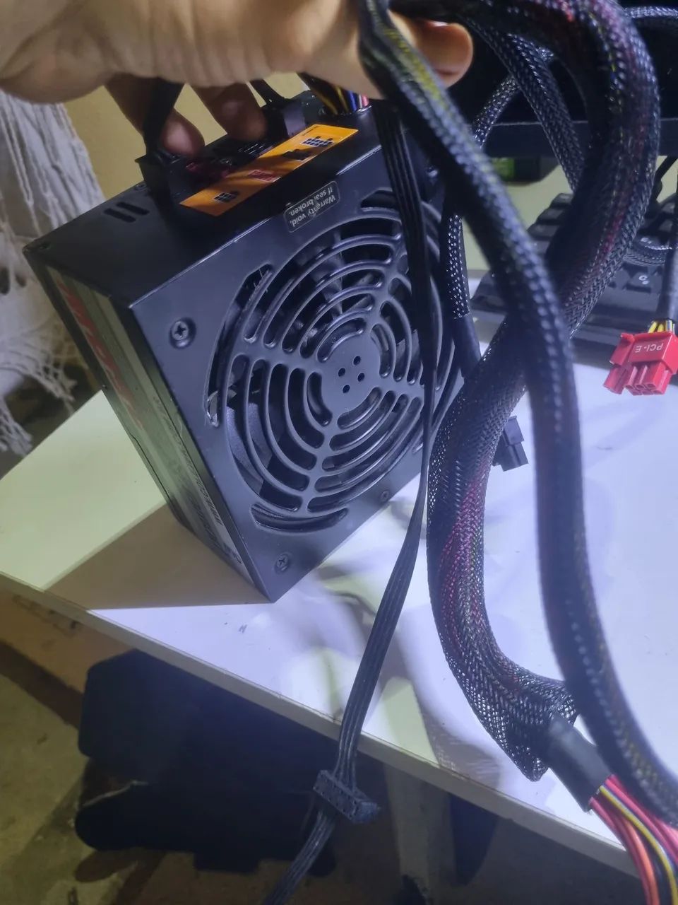 Fonte modular 750 selo 80 defeito - Foto 4