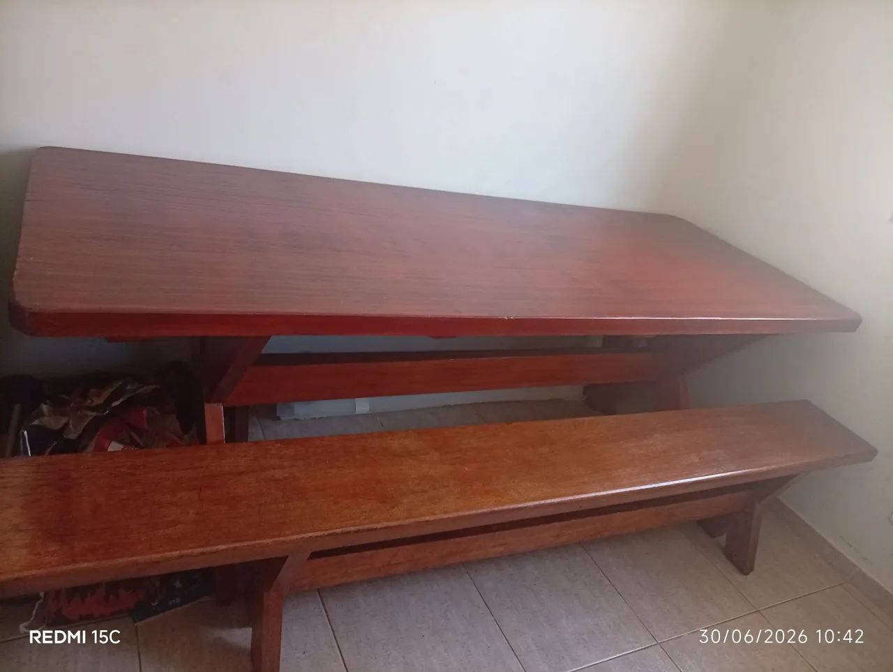 Mesa de Peroba Rosa 