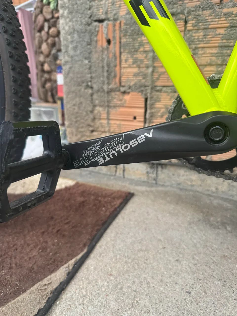 Bicicleta aro 29 todo novinha impecável  - Foto 5