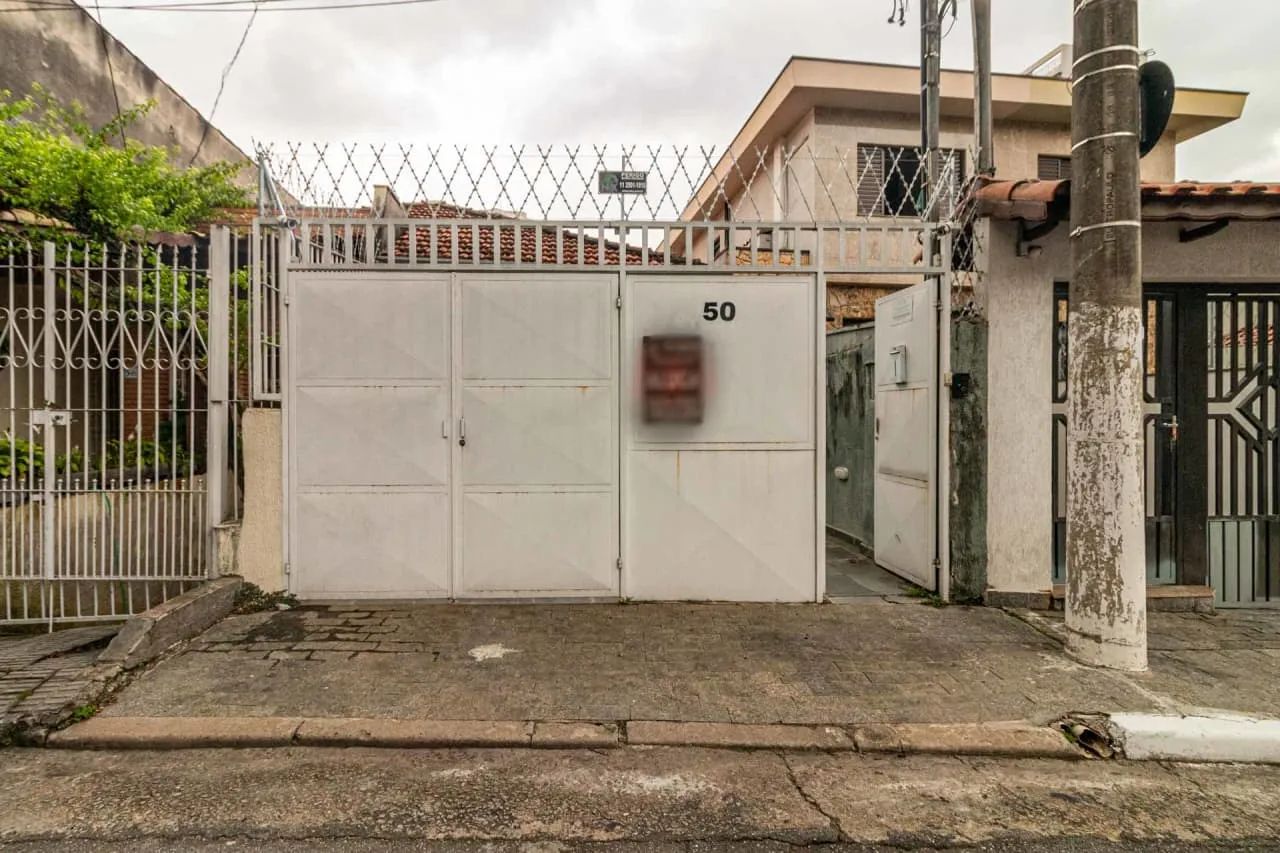 Casa comercial na Rua Maria Farah Issa, 50  150 m²