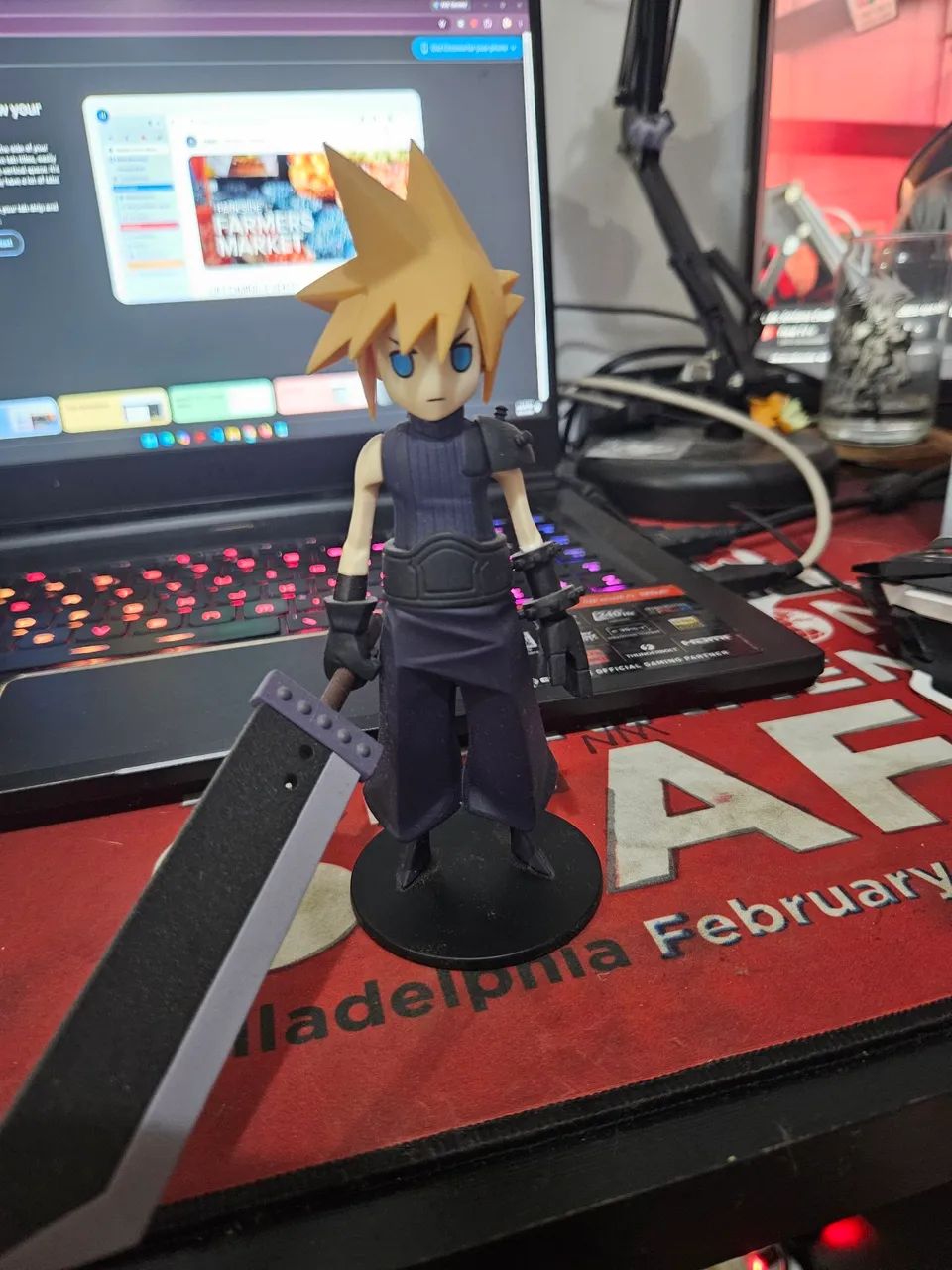 Cloud Strife Figure STATIC ARTS Mini Final Fantasy VII Original sem caixa - Foto 2