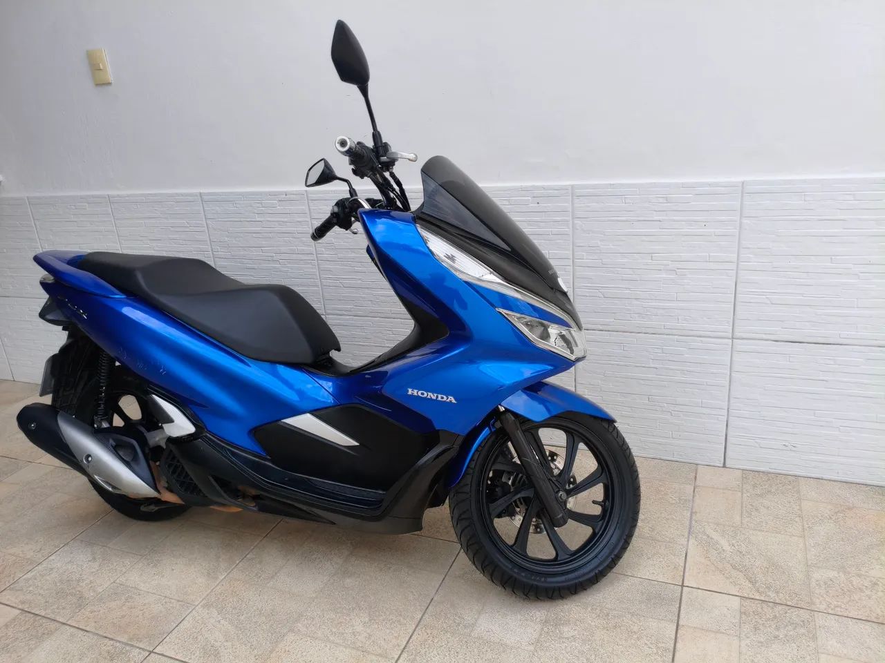 PCX 2022 - Foto 2
