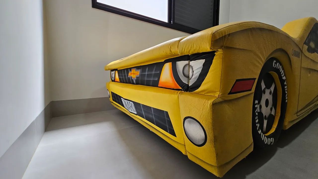 Cama Solteiro de Carro Camaro Amarela Estofada! - Entrega  Grátis  - Foto 4