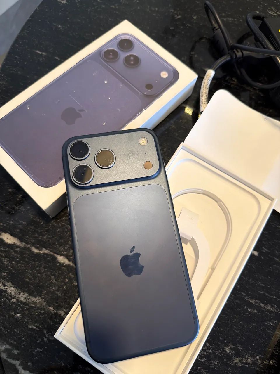IPhone 17 Pro Max 256gb Azul zerado