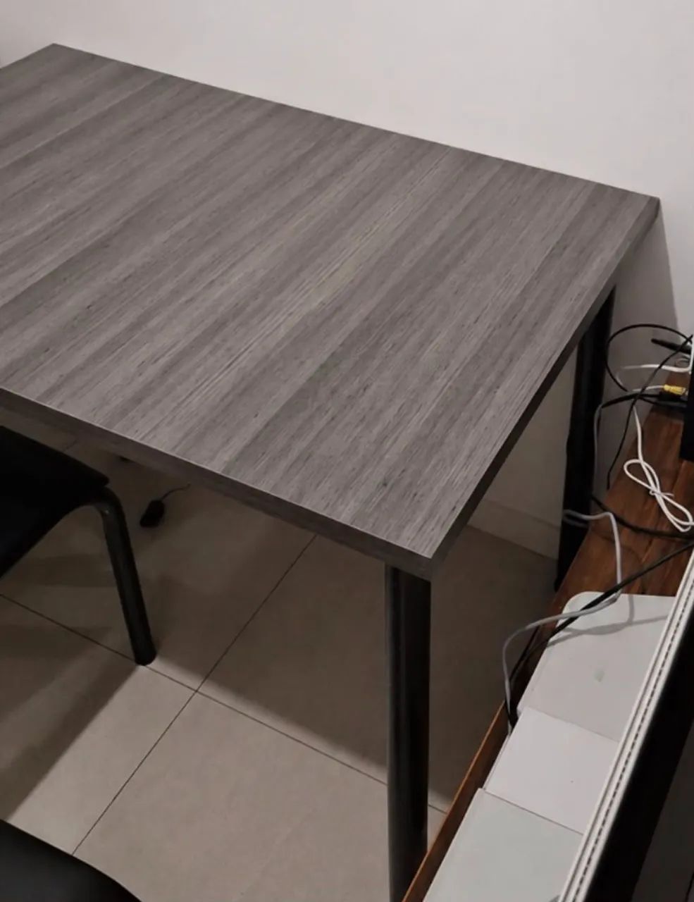 Mesa com 4 cadeiras  - Foto 4