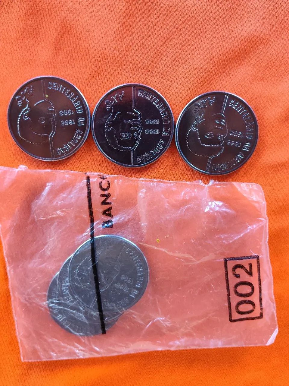 Moedas comemorativas 100anos da escravidão  - Foto 2