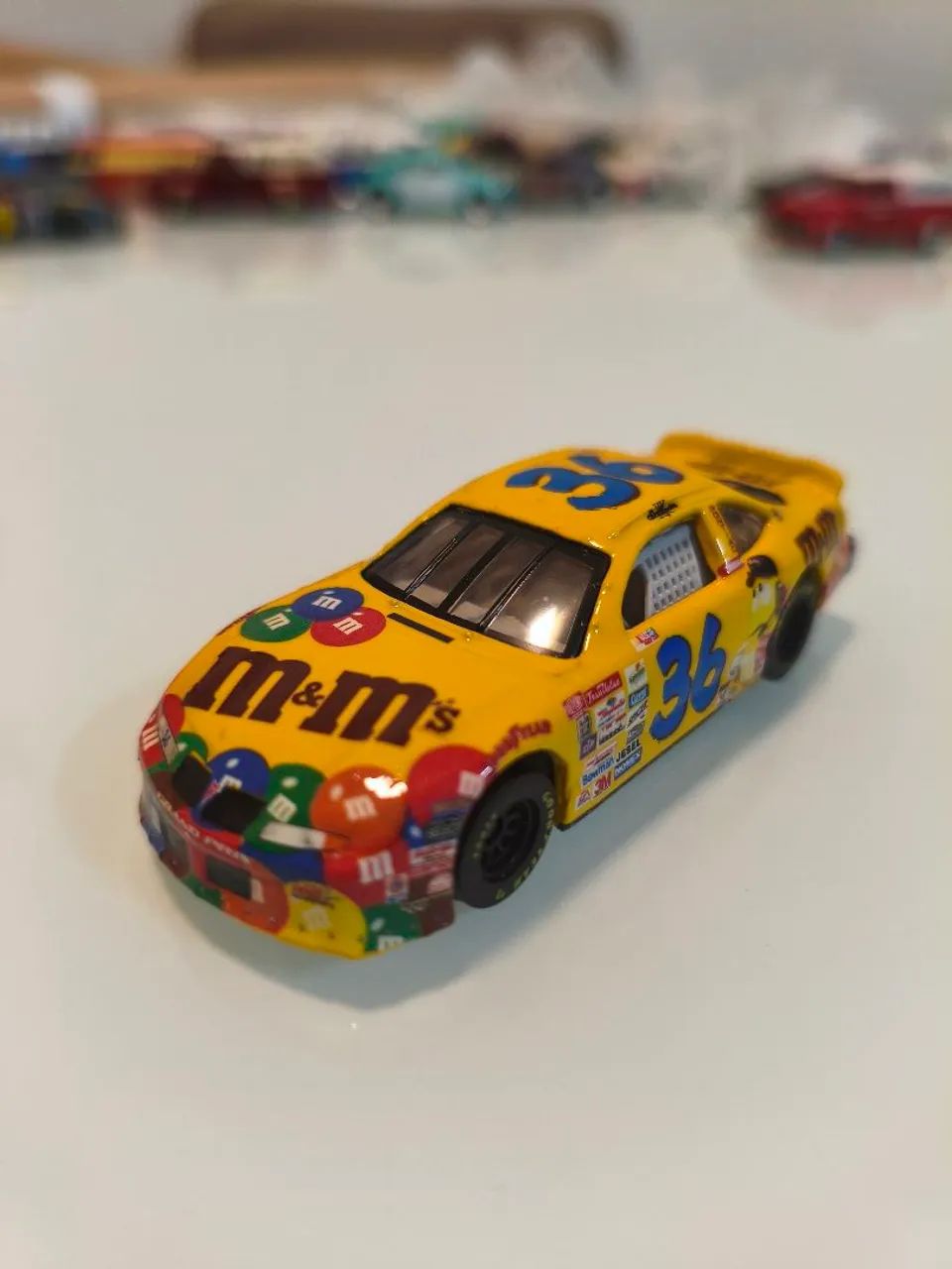 ミニカー Hot Wheels NASCAR 36 M&M's 1:64 Hot Wheels Nascar 36 M&M loose 1:64 - Brinquedos e Jogos - Jardim