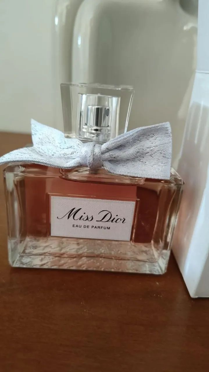 Vendo Miss Dior tam 100 ml - Foto 2