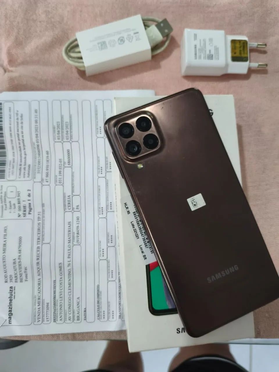 Vende-se 2 Samsung M53 Marrom e Azul 600,00 CADA! ACEITO PROPOSTAS E NÃO TROCA; - Foto 3