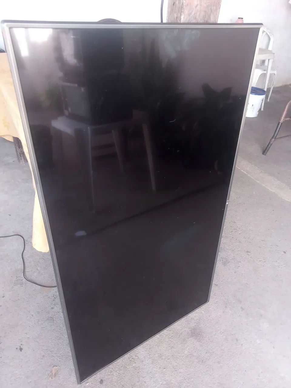 Tv LG de 55 polegadas não liga nada queda de energia 