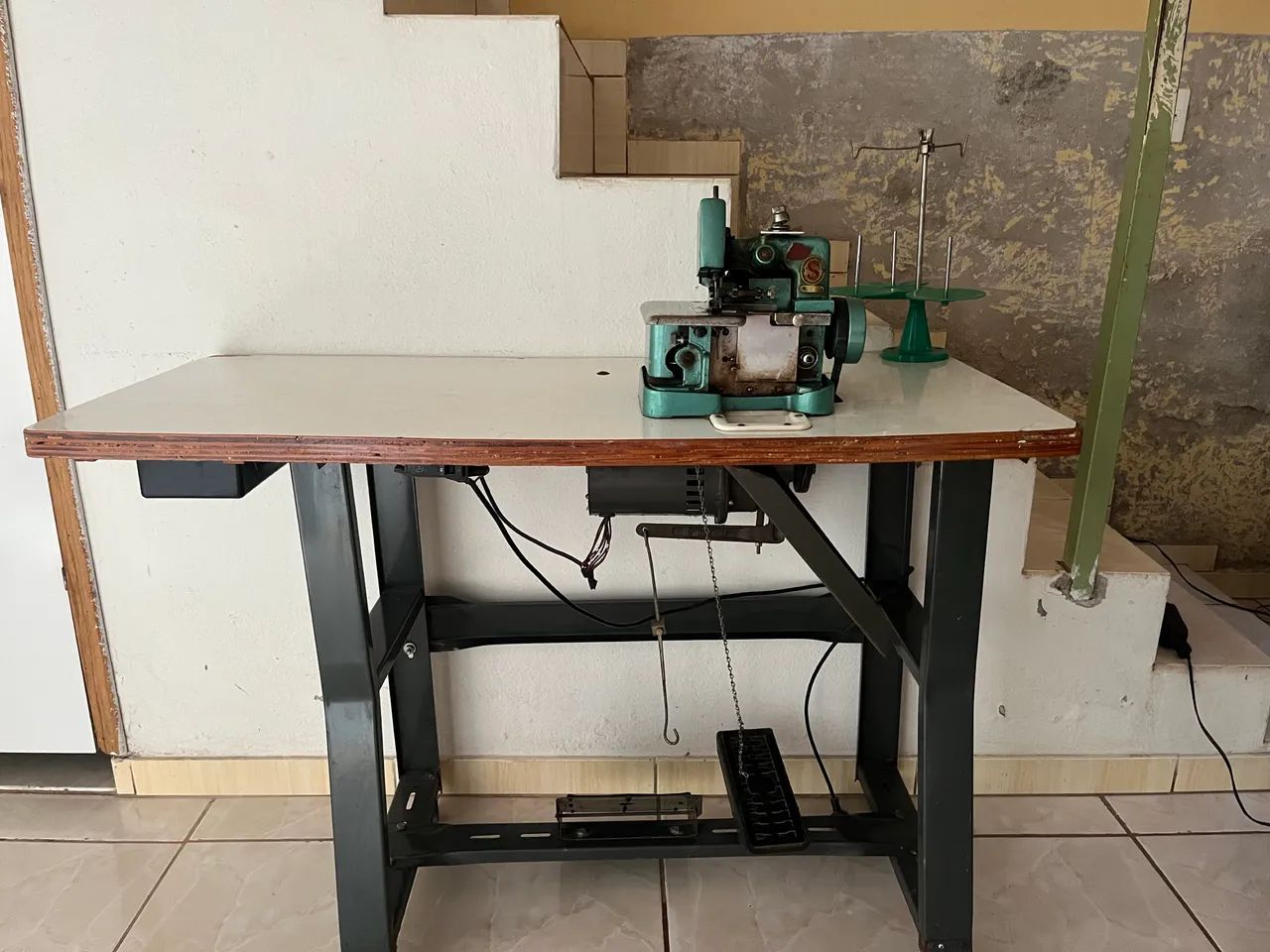 Máquina de costura overlock  - Foto 4