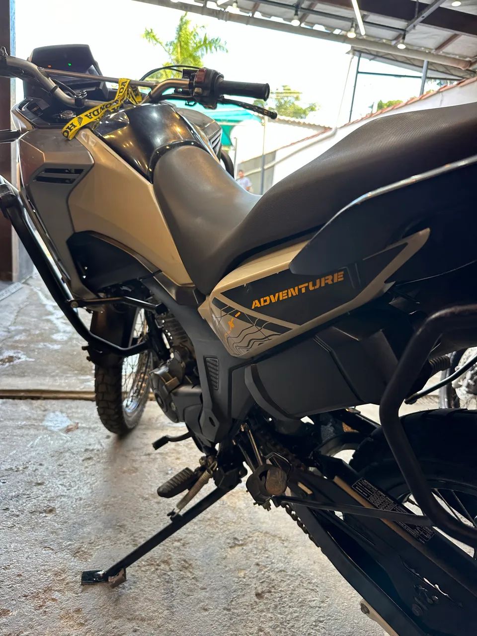 HONDA XRE 300 SAHARA ADVENTURE  - Foto 11