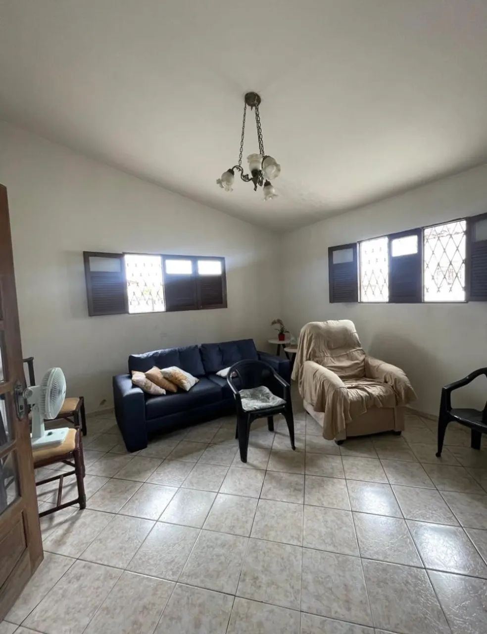 Vende-se casa no castanheira Kf