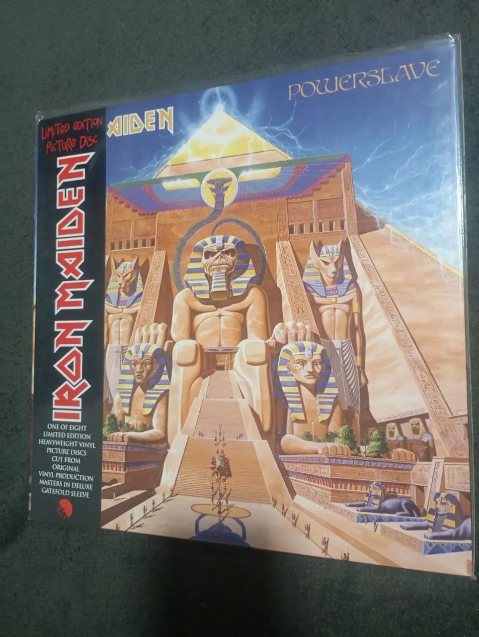 LP Iron Maiden Powerslave Limited Edition (Picture Disc) - CDs