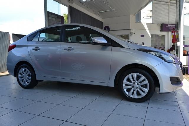 HYUNDAI HB20S 1.0 COMFORT PLUS 12V 2016 - Foto 4