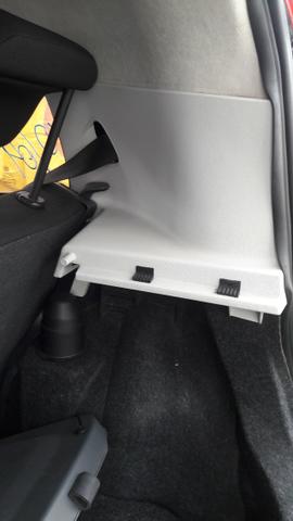 Acabamento Coluna Traseira Suporte Bagagito Uno Vivace Sporting Way - Foto 2