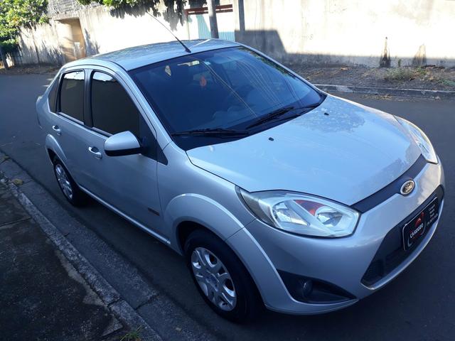 FORD FIESTA SED. 1.6 8V FLEX 4P 2007 - 555610084  OLX