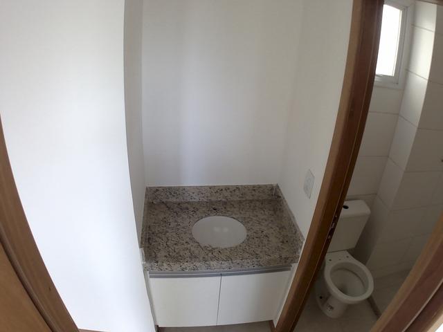 Laz- Alugo apartamento com varanda perto da praia (02 - Foto 5