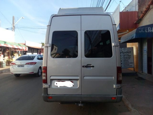 van 2010 olx