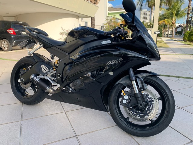 YAMAHA YZF R6