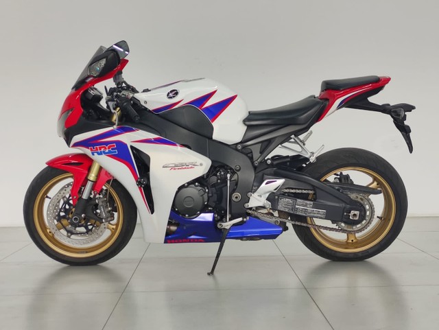 HONDA CBR 1000 RR FIREBLADE