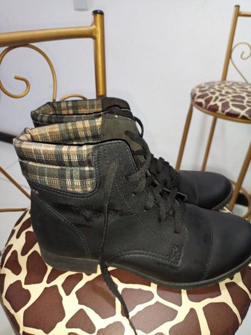 Kit Bota com Bolsinha Preta e Tênis Feminino Casual Preto Black - Sandro  Moscoloni