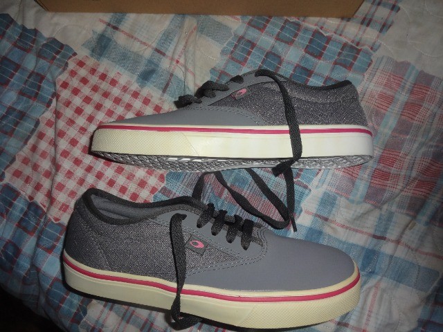 Tenis vans mormai skatista numeração 35 - Foto 2