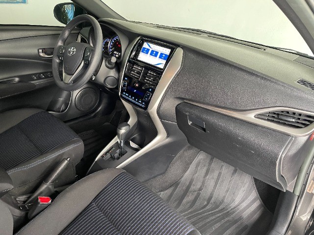 Toyota Yaris XL Plus Connect 1.5 automático 2022 - Foto 8