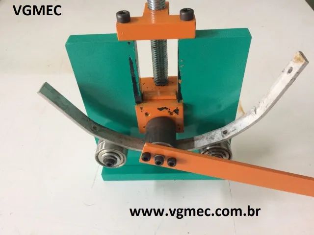 Calandra Manual para ferro chato - Perfis retangulares  - Foto 2