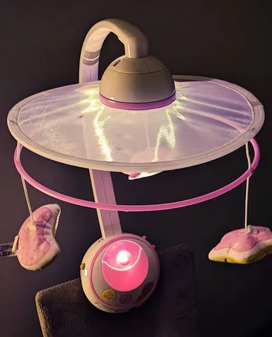 Mobile Chicco - COM PROJETOR E MÚSICA. Excelente estado